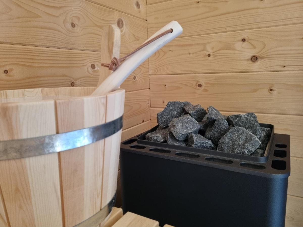 Chalet Met Sauna En Airconditioning Sint Annaland Luaran gambar